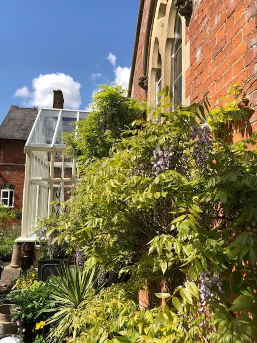 The Old School House Retreat Apartamento Tibberton  Exterior foto